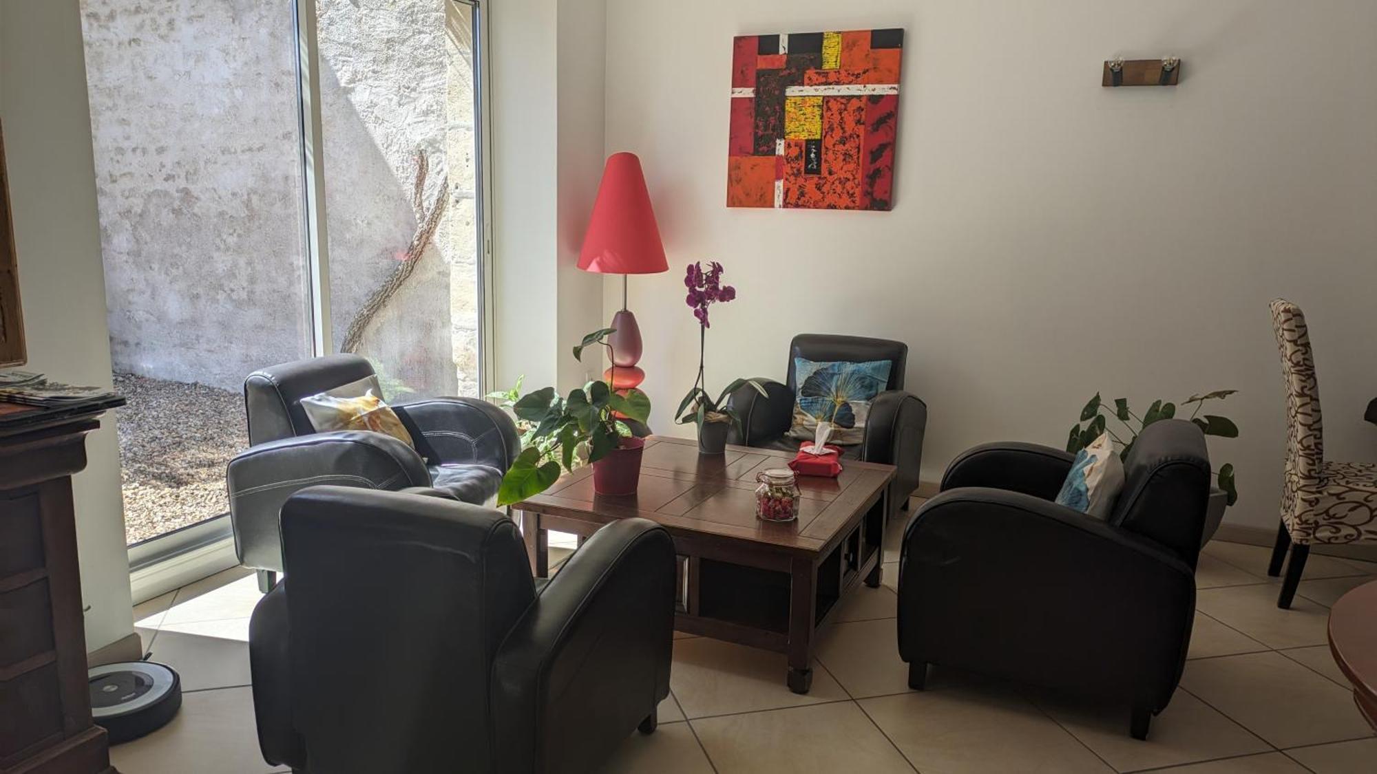 Chambres D'Hotes Des Ducs O Calme De Невер Екстериор снимка